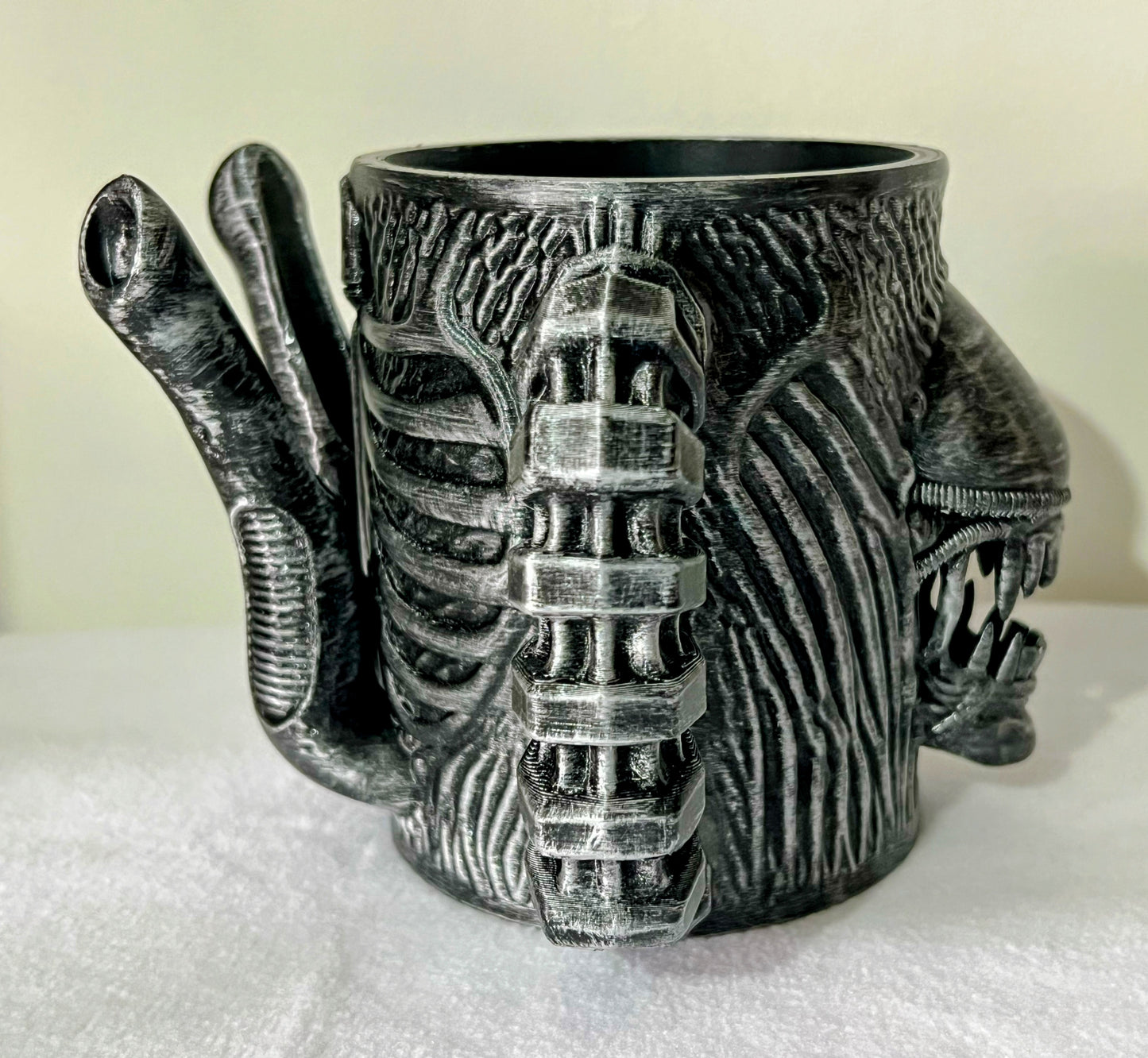 3D-Printed Xenomorph Ice Cream Cup/Holder