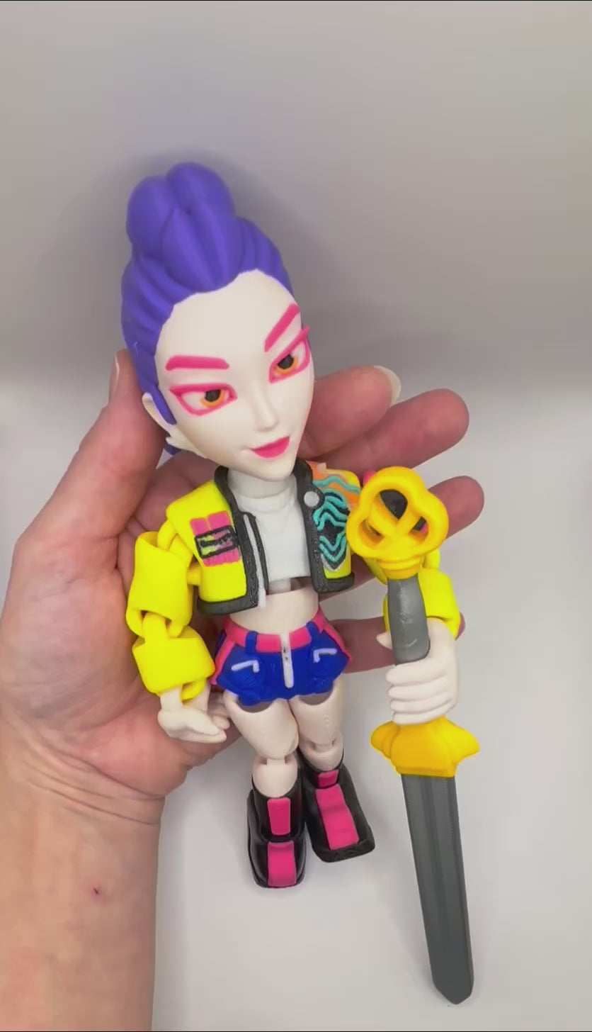 Flexible Rumi Figure – K-Pop Demon Hunters Collectible with Sword