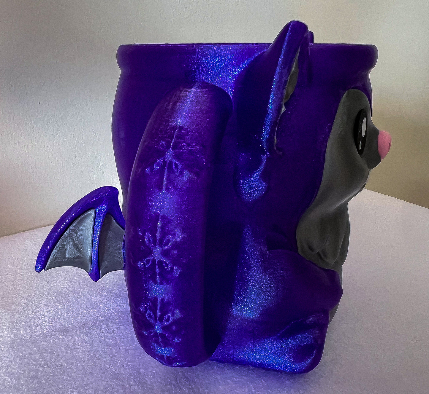 🦇🍦 Binky the Bat Ice Cream Holder 🍦🦇